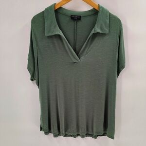 Lane Bryant Green Pullover Blouse Size 22 24 V Neck Short Sleeve Lightweight Top